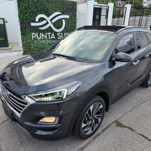 HYUNDAI TUCSON LIMITED TECH NAVY AUT 2021
