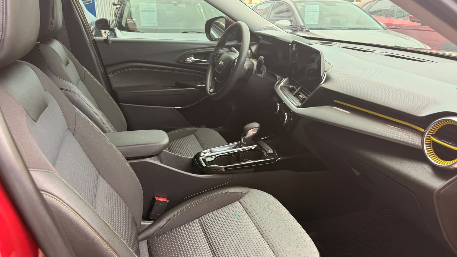 CHEVROLET TRAX LT AUT 2024 - Imagen 11